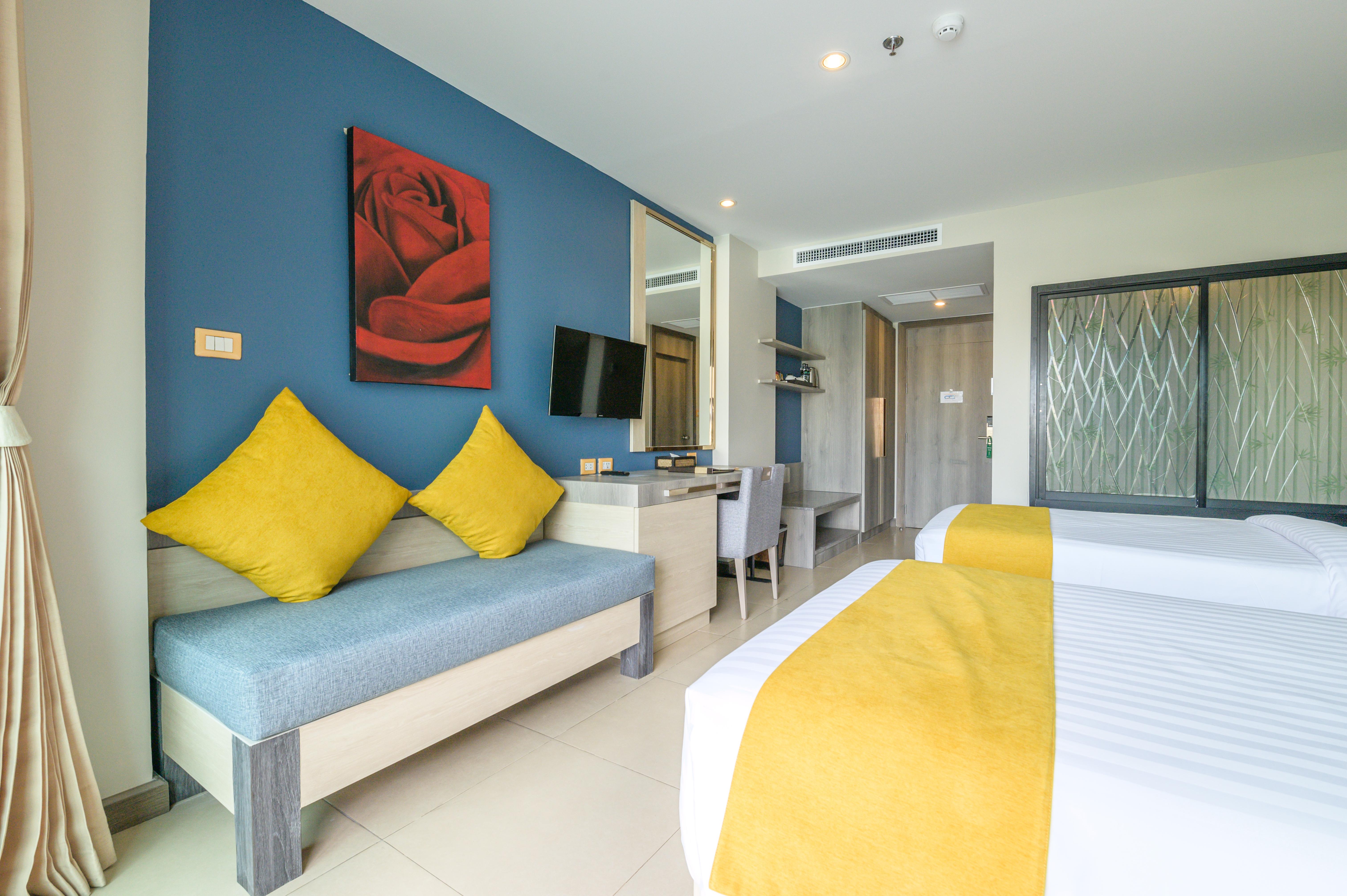 Andakira Hotel - Sha Extra Plus Patong Exteriör bild