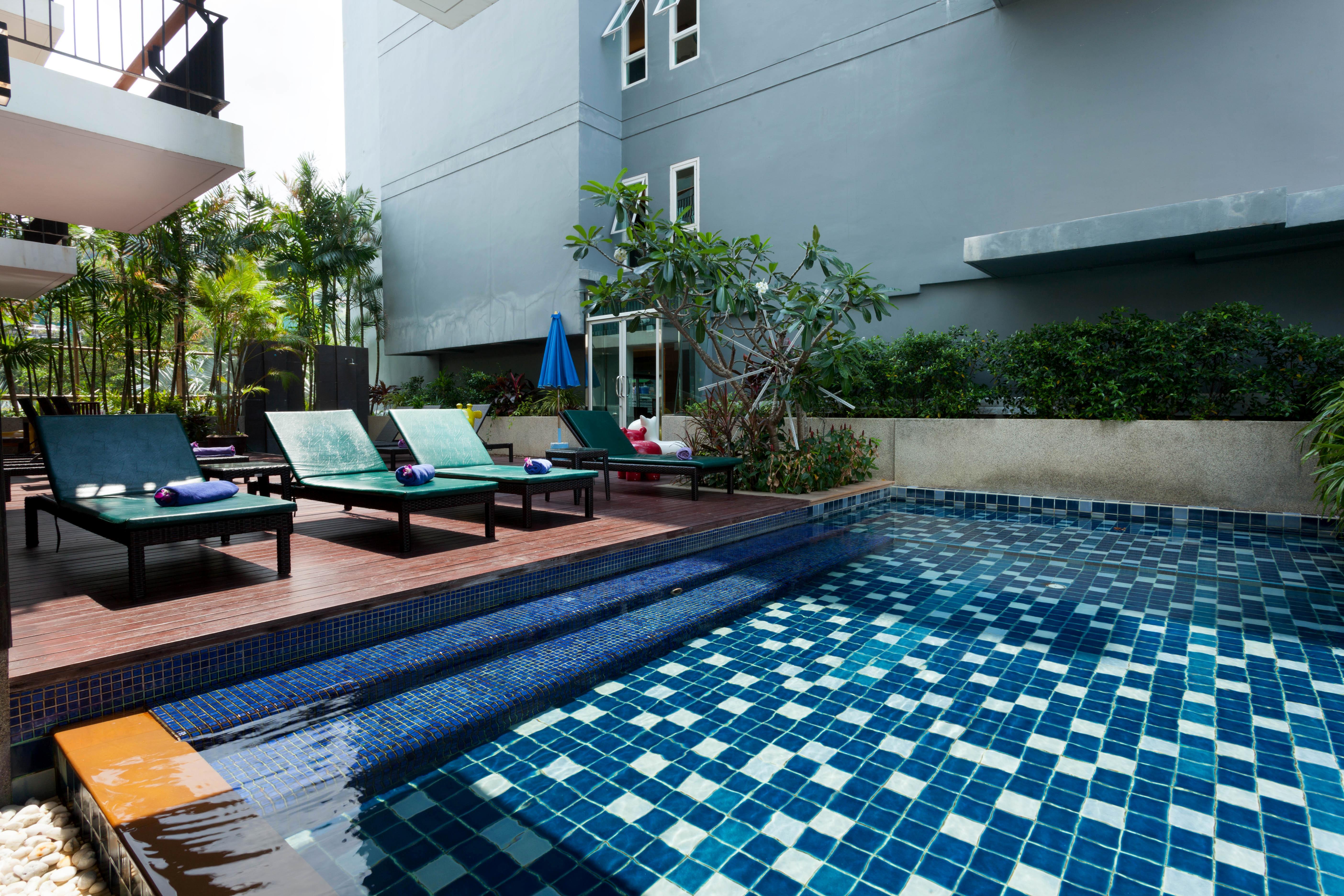 Andakira Hotel - Sha Extra Plus Patong Exteriör bild