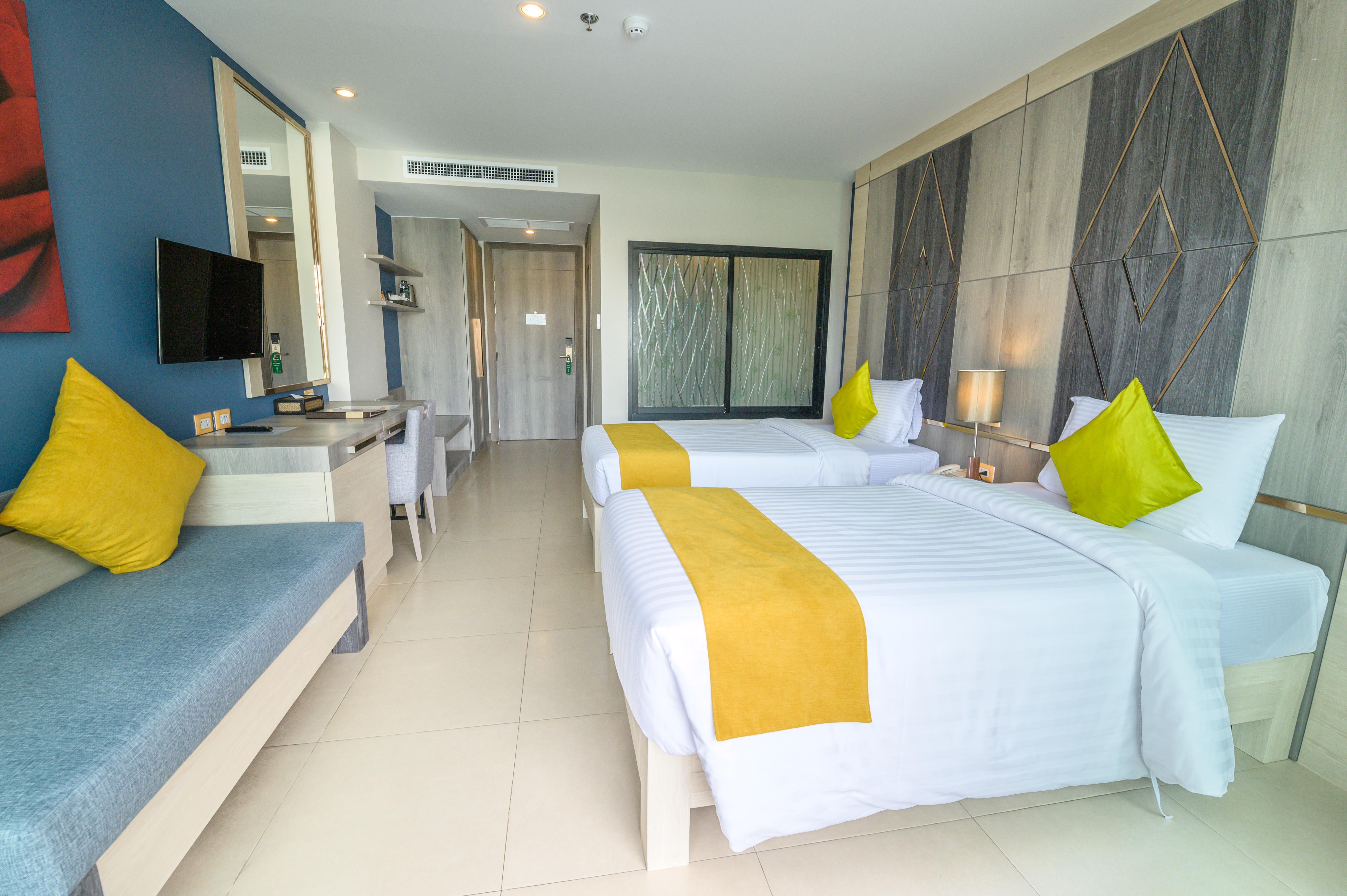 Andakira Hotel - Sha Extra Plus Patong Exteriör bild