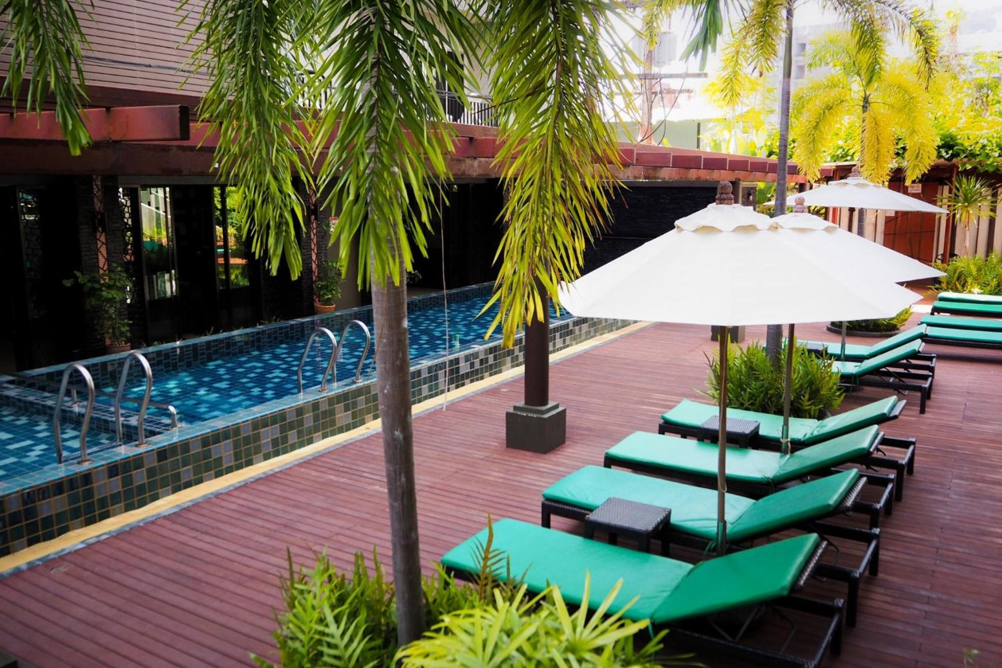 Andakira Hotel - Sha Extra Plus Patong Exteriör bild